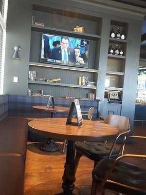 Blackbird Public Urban Bar