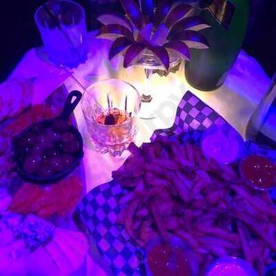 Cc Lounge & Whisky Bar