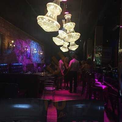 Cc Lounge & Whisky Bar