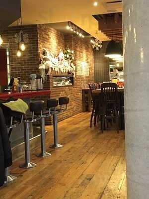 Red's Diner Kensington