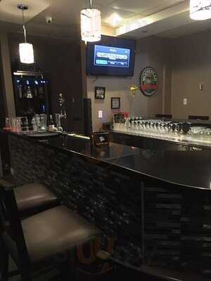 Postcard Restaurant And Bar