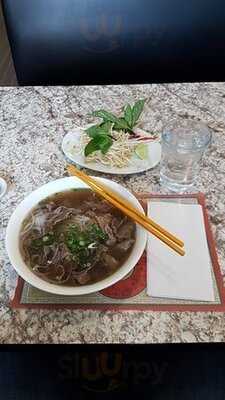 Pho Cuu Long Restaurant