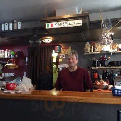 Sanguiccio Deli Cafe