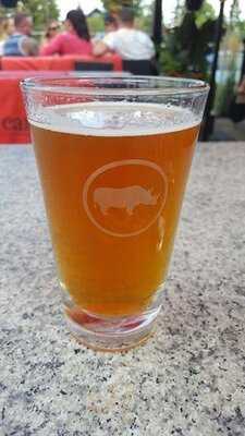 Earl's Kitchen + Bar