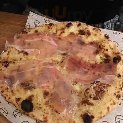 General Assembly Pizza