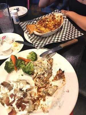 Monty Pizza & Steak House