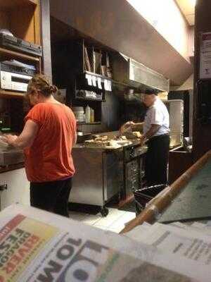 Johnny's Maples Pizza & Restaurant