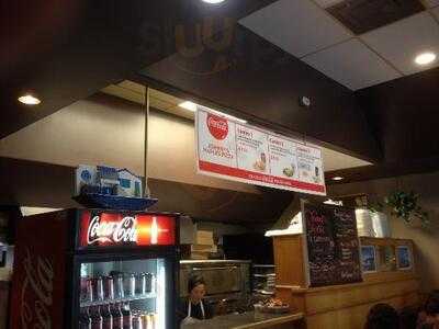 Johnny's Maples Pizza & Restaurant