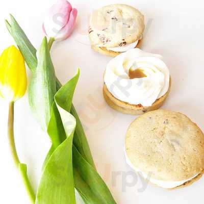 Baba's Tall Grass Pantry