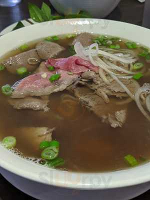 Super Pho Vietnamese Restaurant