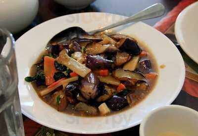 Chang & Huang Thai Restaurant