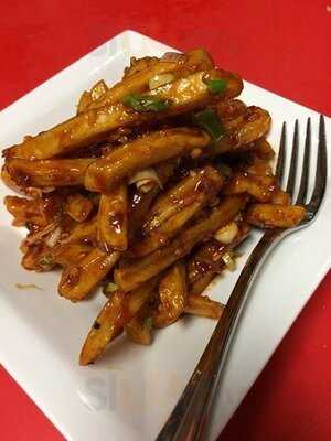 Chang & Huang Thai Restaurant