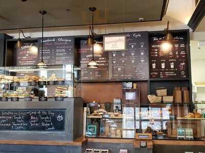 Xavier Artisan, Place D'armes