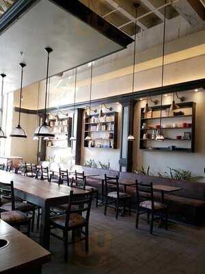 Xavier Artisan, Place D'armes