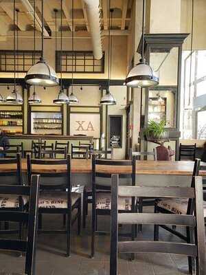 Xavier Artisan, Place D'armes