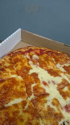 Flamingo Restaurant & Lounge