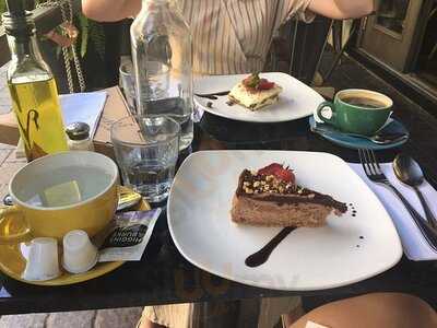 Dimmi Bar & Trattoria