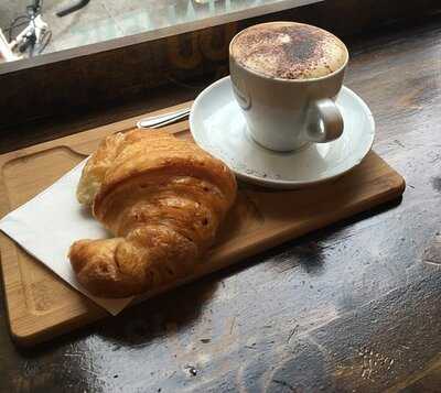 Cafe De Mercanti- Old Montreal