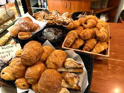 Cafe-bistro Petit Pre