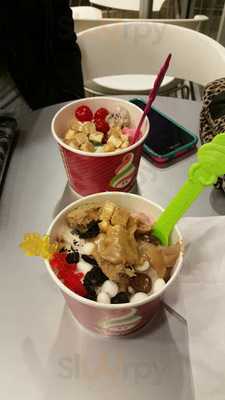 Menchie's Frozen Yogurt