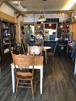 Old Beverly Cafe In And Out