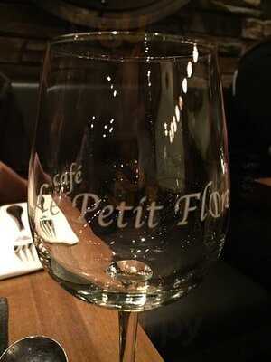 Cafe Le Petit Flore