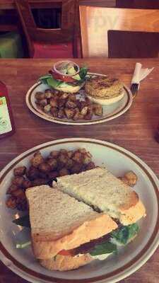 The Clever Rabbit Vegetarian Cafe