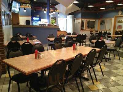 Gus & Tony's At The Park