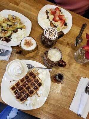 Chocoberry Dessert House