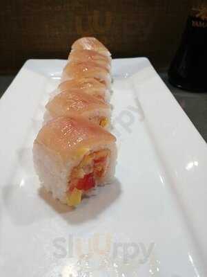 Wasabi Restaurant & Sushi Bistro