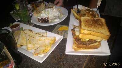 Bull & Finch Pub Restaurant