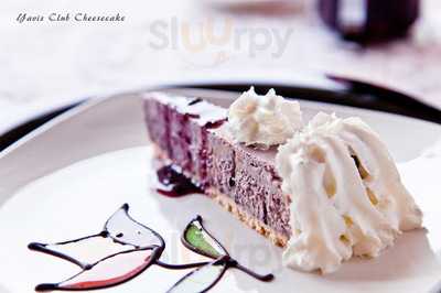 Yavis Club Cheesecake Cafe