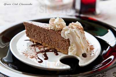 Yavis Club Cheesecake Cafe