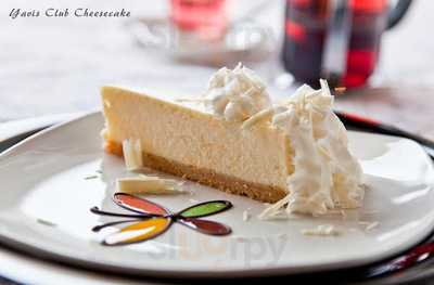 Yavis Club Cheesecake Cafe