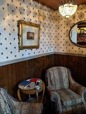 Salon De The Cardinal