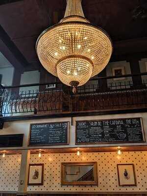 Salon De The Cardinal