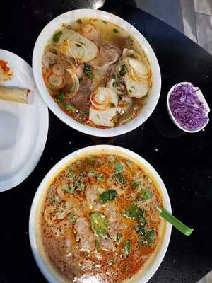 Ipho' Vietnamese Restaurant