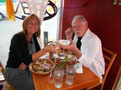 Los Mariachis Restaurant