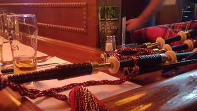 Irish Embassy Pub & Grill