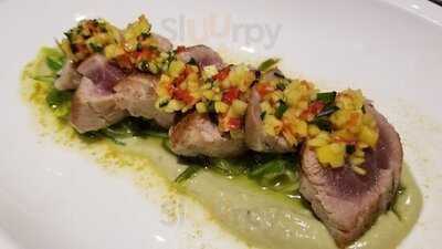 17 Steakhouse And Bar