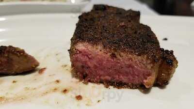 17 Steakhouse And Bar