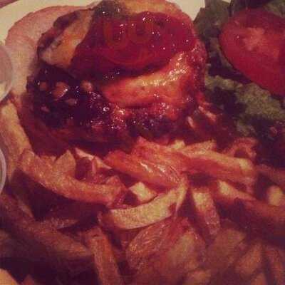 Rumor's Restaurant & Comedy