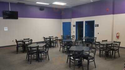 Crazy 8 Billiards & Lounge