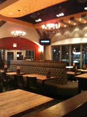 Famoso Neapolitan Pizzeria