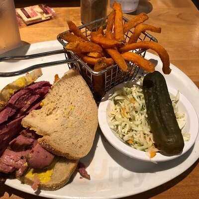 Dunn's Famous Express