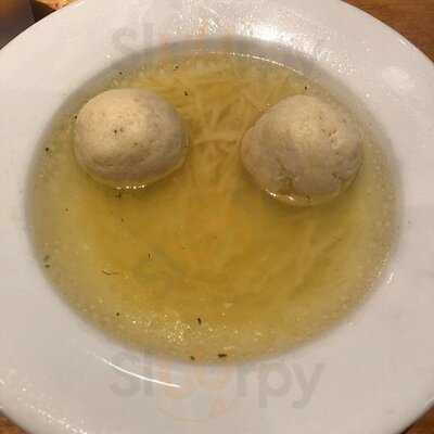 Dunn's Famous Express