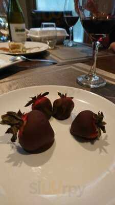 Veloute Bistro At Palace Pier