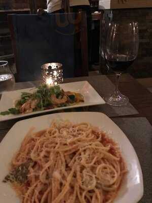 Veloute Bistro At Palace Pier