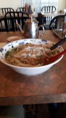 Pho Tau Bay