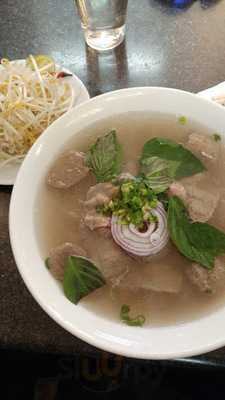 Pho Linh Linh Vietnamese Restaurant